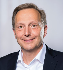 Dr. Martin Schumacher